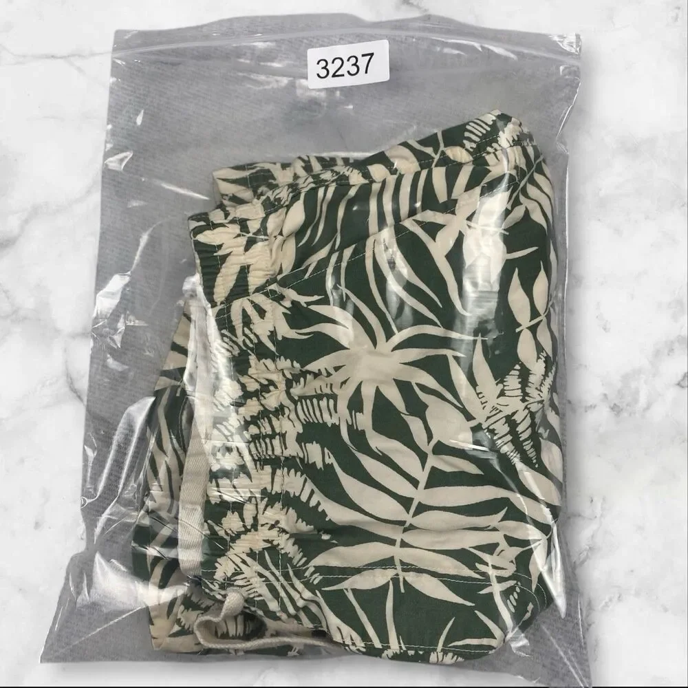 J Crew Mens Dock Beach Cotton Shorts Size X-Large‎ Green White